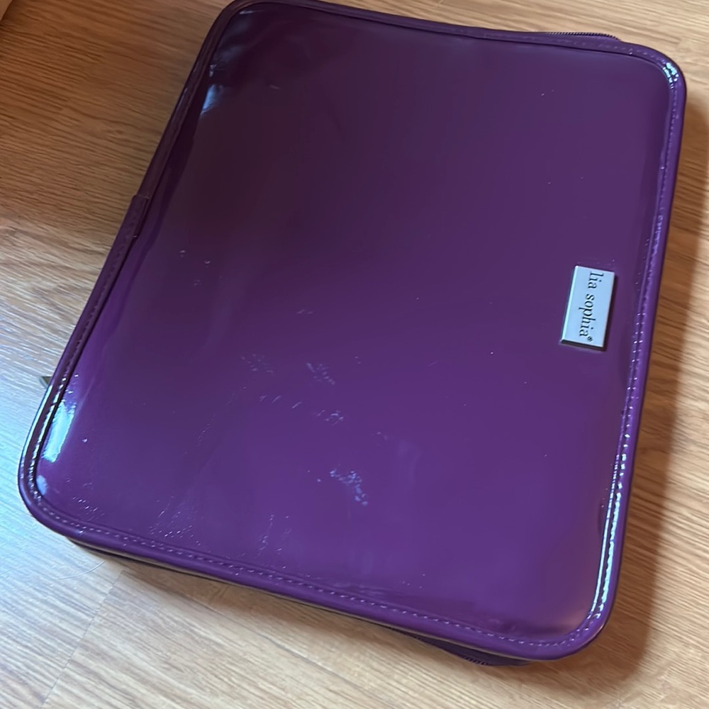 Lia Sophia multiple jewelry travel case